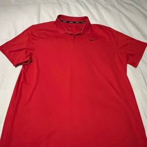 Red Nike XL Men’s Golf Shirt